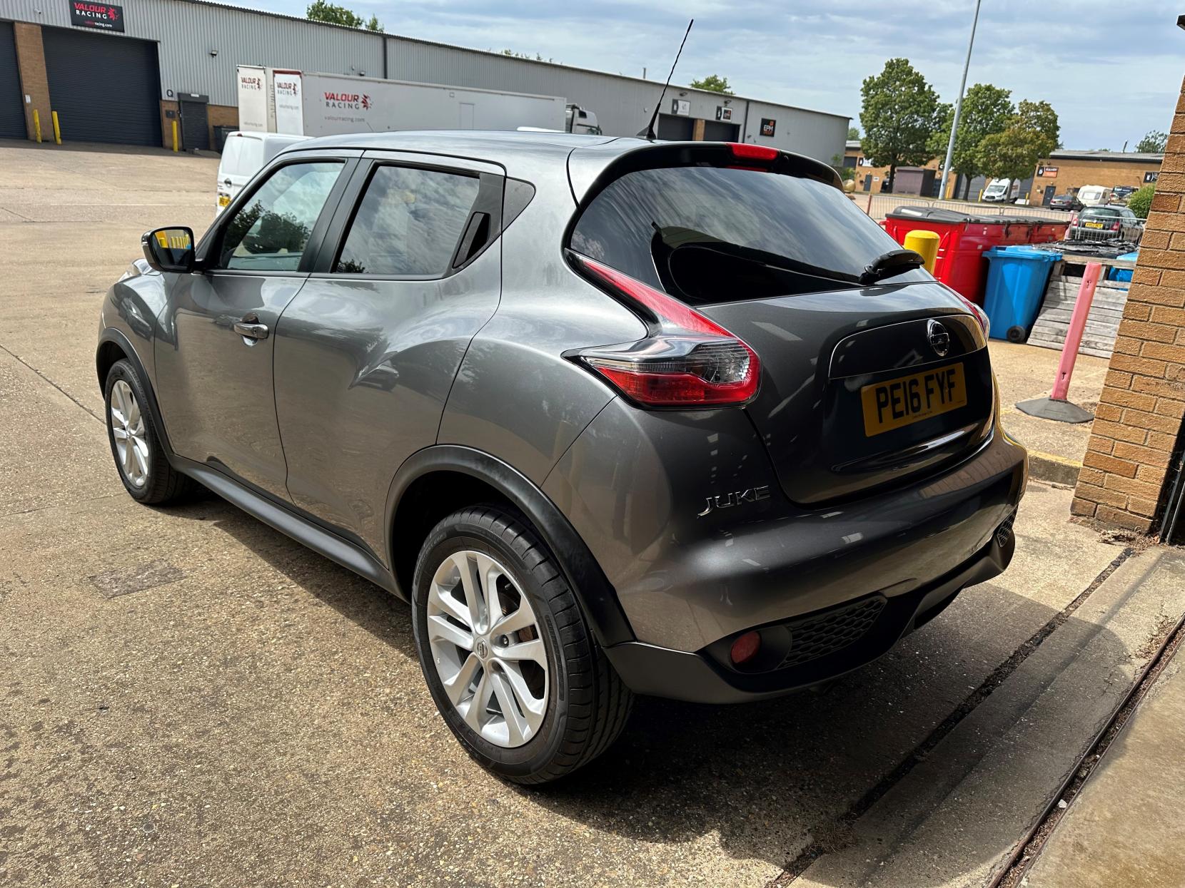 Nissan Juke 1.2 DIG-T N-Connecta SUV 5dr Petrol Manual Euro 6 (s/s) (115 ps)