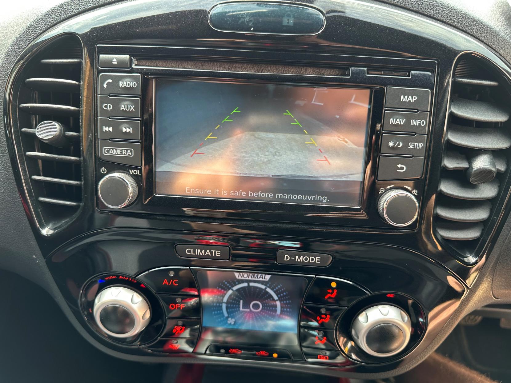 Nissan Juke 1.2 DIG-T N-Connecta SUV 5dr Petrol Manual Euro 6 (s/s) (115 ps)