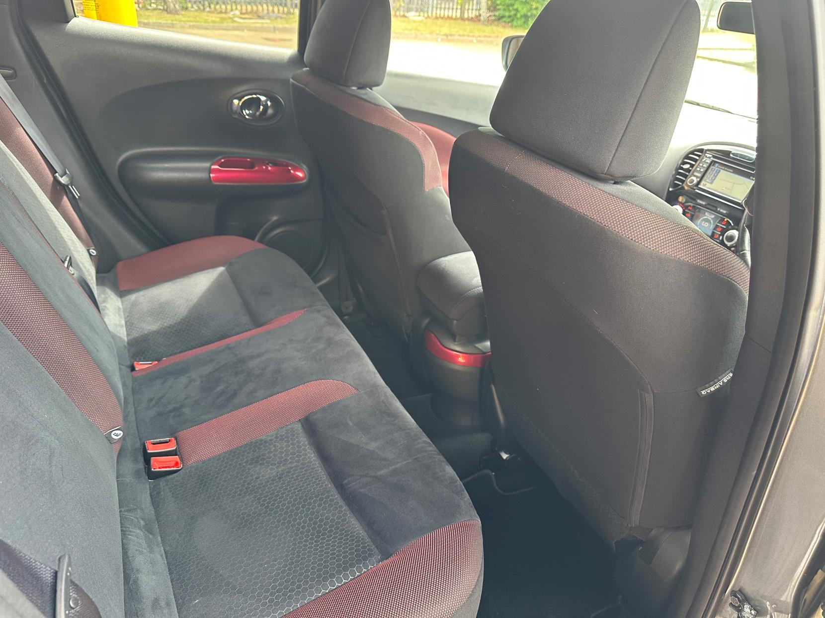 Nissan Juke 1.2 DIG-T N-Connecta SUV 5dr Petrol Manual Euro 6 (s/s) (115 ps)
