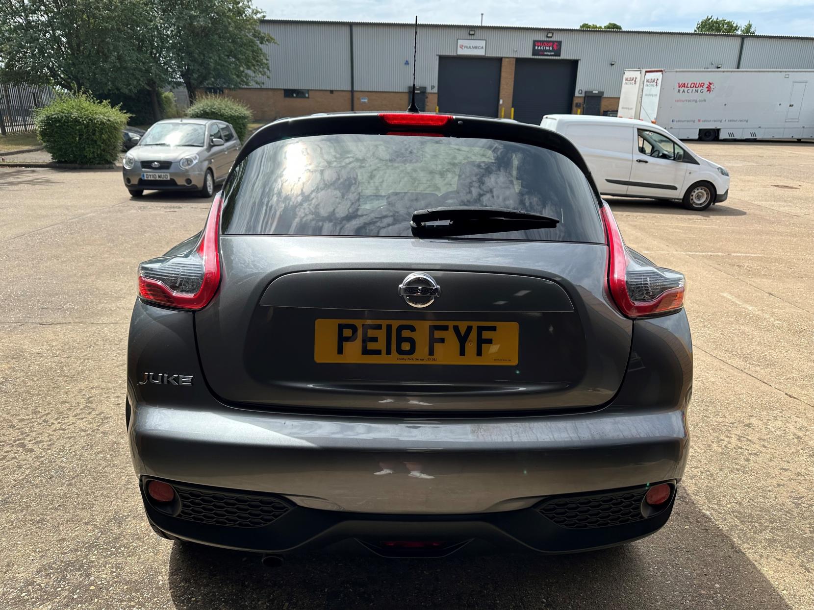 Nissan Juke 1.2 DIG-T N-Connecta SUV 5dr Petrol Manual Euro 6 (s/s) (115 ps)