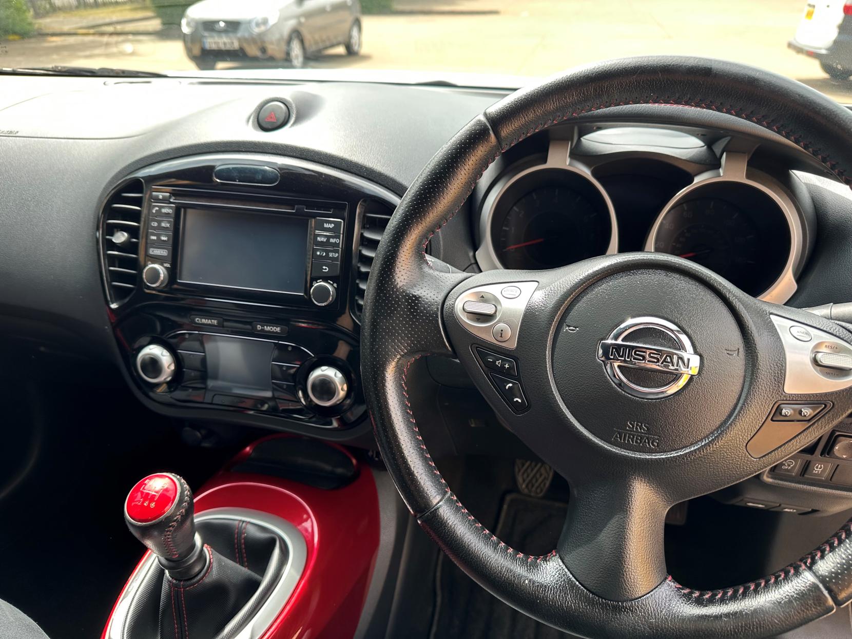 Nissan Juke 1.2 DIG-T N-Connecta SUV 5dr Petrol Manual Euro 6 (s/s) (115 ps)