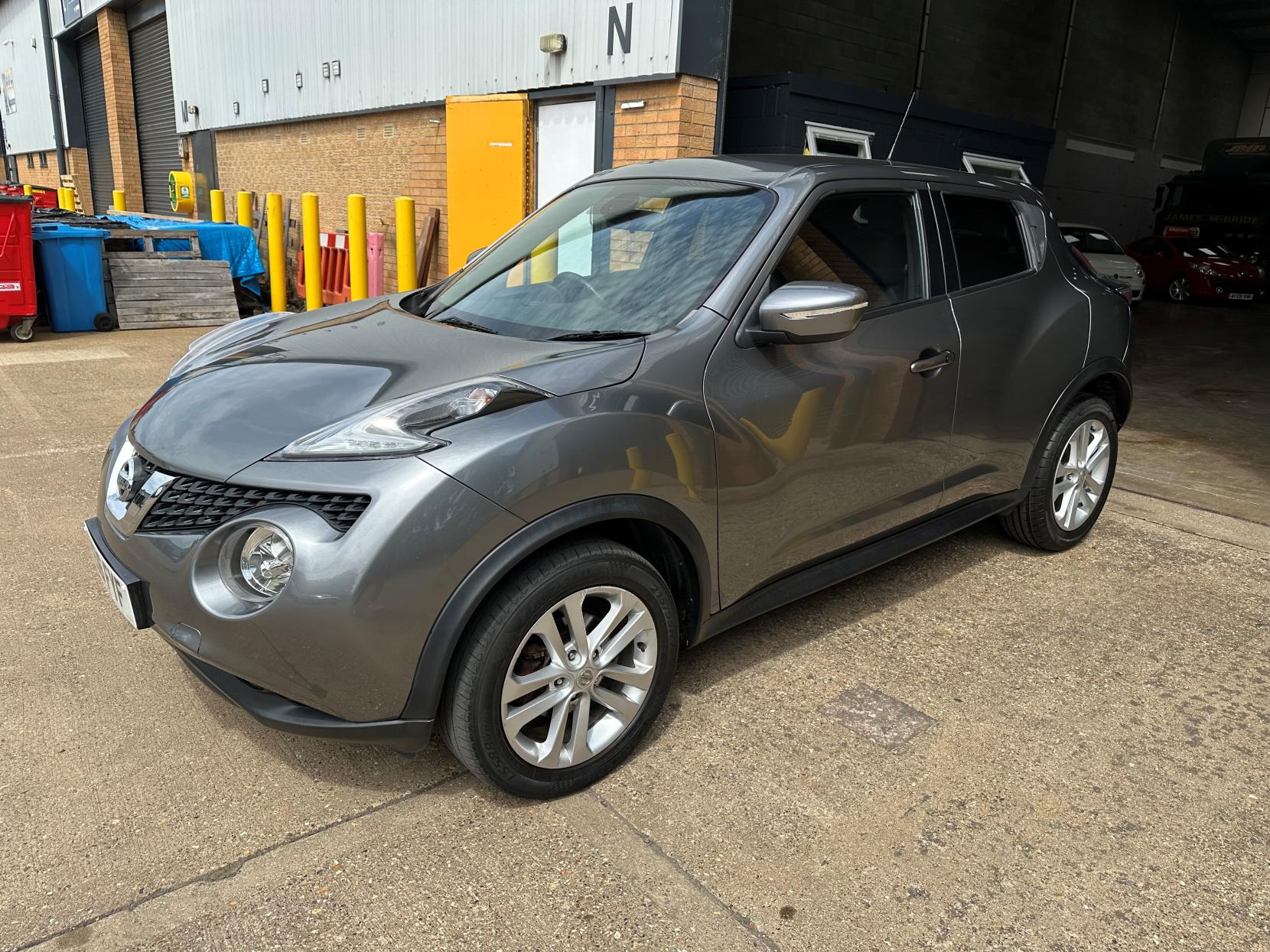 Nissan Juke 1.2 DIG-T N-Connecta SUV 5dr Petrol Manual Euro 6 (s/s) (115 ps)
